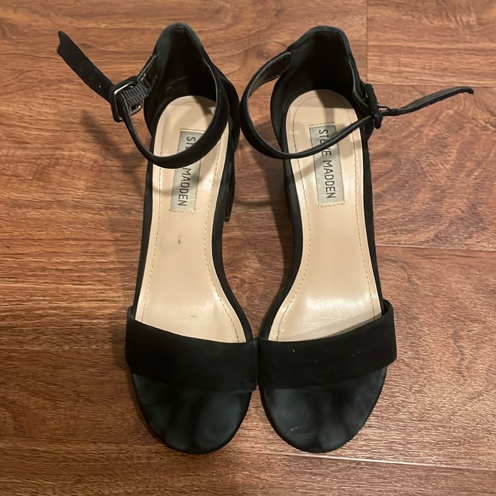 Steve Madden Magdalne Black Heels